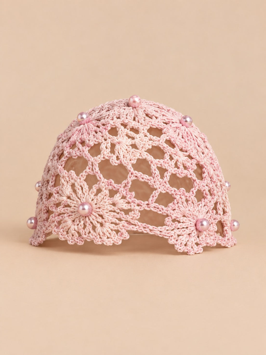 Bonnet au crochet ajouré à perles pour femme, coloris Rose, vue de face