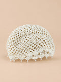 Béret ajouré au crochet avec perles, coloris blanc, vue de face