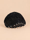 Béret ajouré au crochet avec perles, coloris noir, vue de face