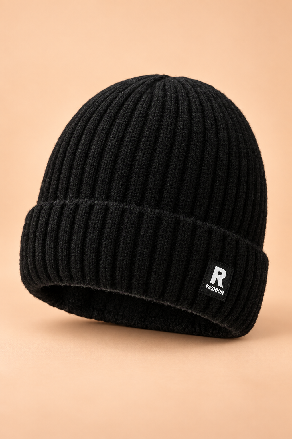 Bonnet épais doublé polaire noir en maille côtelée, vue trois quarts
