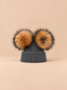 Gris foncé – pompons naturels