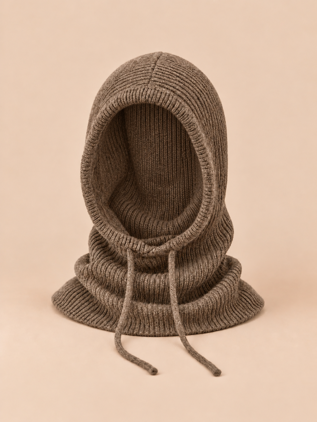 Cagoule capuche en pure laine coloris 01 avec tour de cou, vue de face