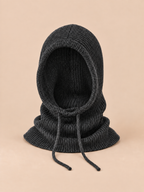 Cagoule capuche en pure laine gris fonce avec tour de cou, vue de face