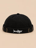 Bonnet docker Bocca noir en coton, broderie SHARK et boucles réglables, vue de face.