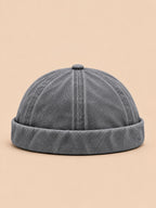 Bonnet docker délavé rétro gris, vue de face.