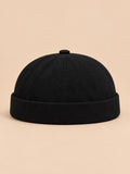 Bonnet docker style ouvrier noir, vue de face.