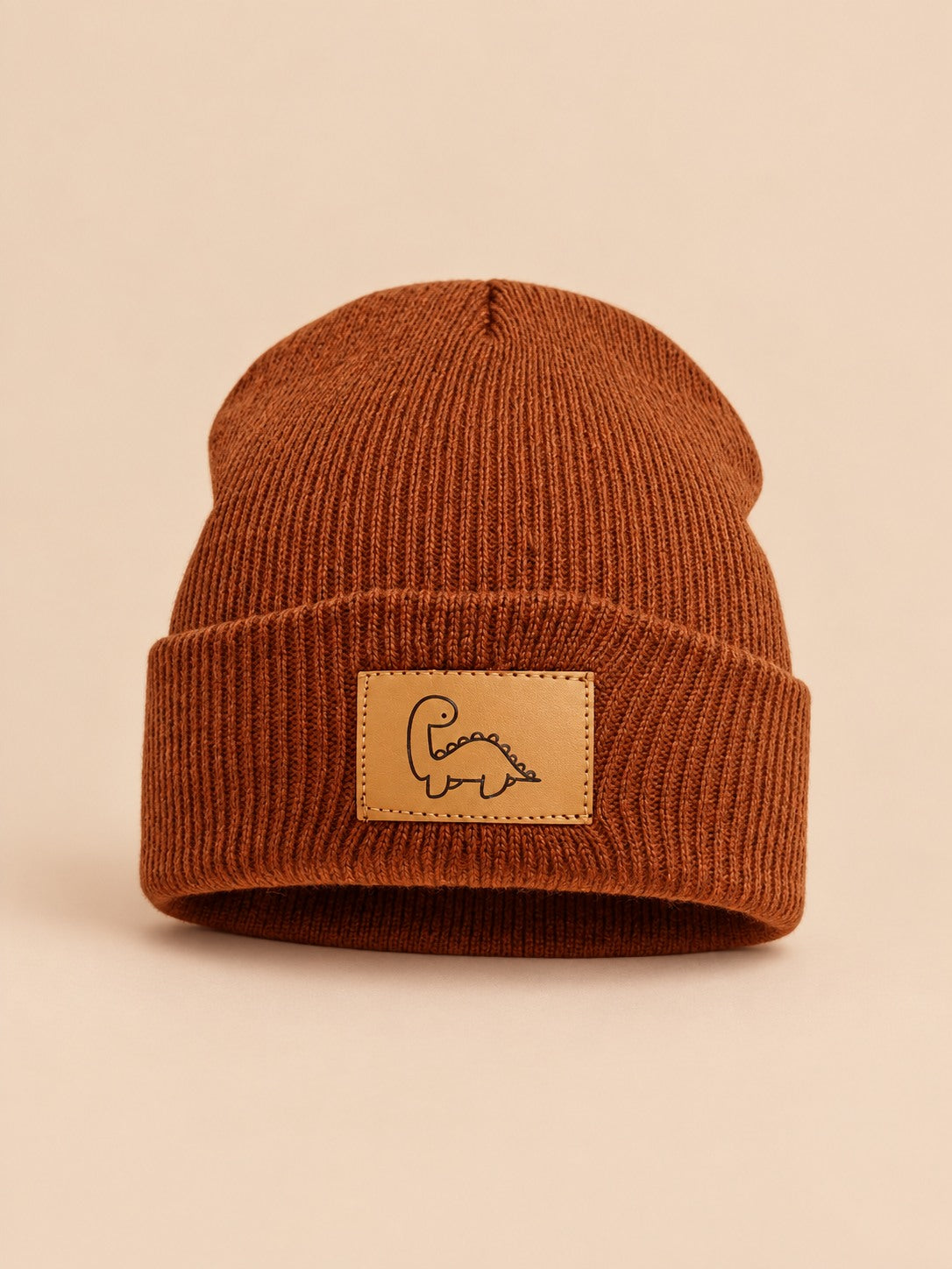 Bonnet enfant au tricot ou crochet, modèle Caramel, vue de face