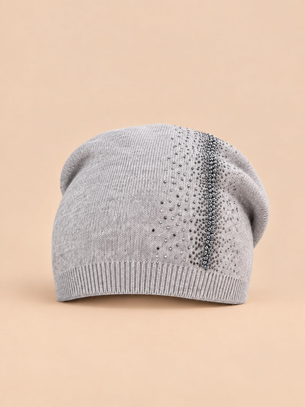 Bonnet ENJOYFUR à strass en laine mélangée gris, vue de face.