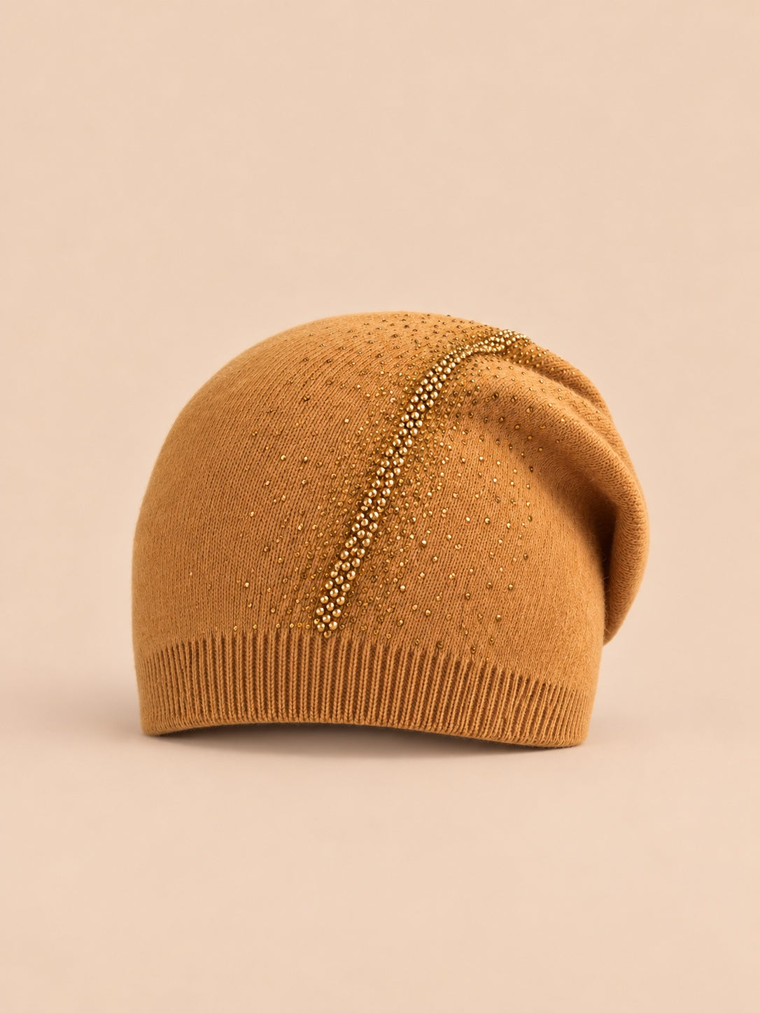 Bonnet ENJOYFUR à strass en laine mélangée jaune, vue de face.
