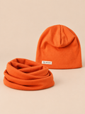 Ensemble bonnet et snood enfant Orange, vue de face.