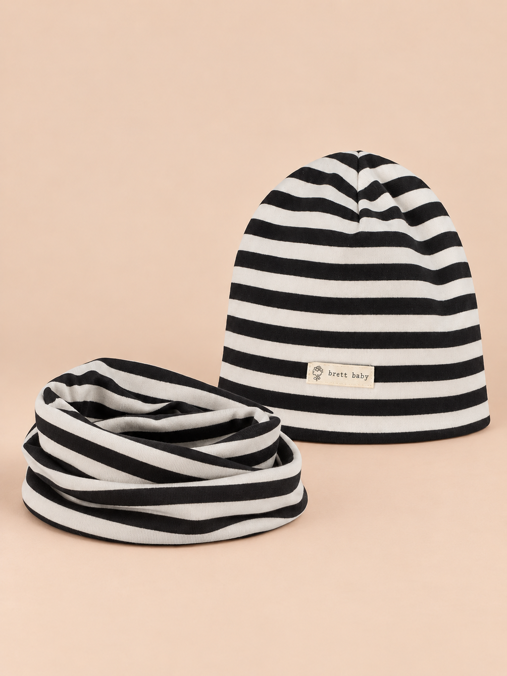 Ensemble bonnet et snood enfant Rayures noir et blanc, vue de face.