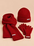 Ensemble bonnet, écharpe et gants femme style coréen, rouge, vue de face.