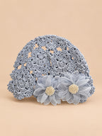 Bonnet fleuri en coton au crochet, bleu, vue de face