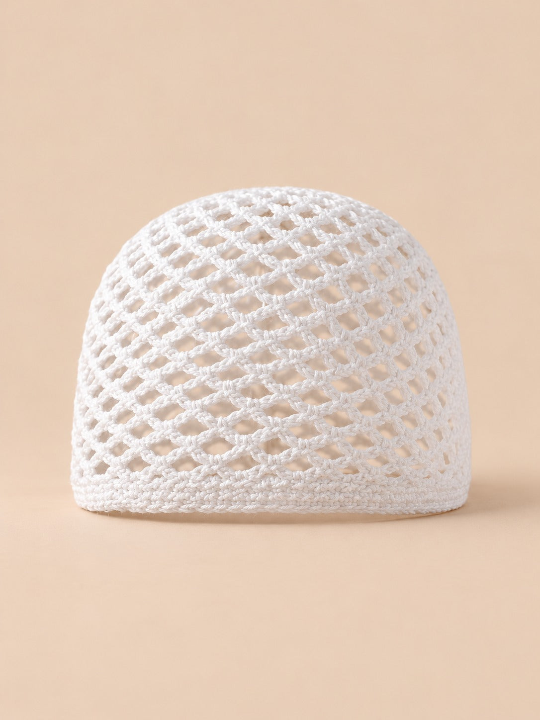 Bonnet résille en coton au crochet, blanc, vue de face