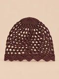 Bonnet résille ajouré au crochet, café, vue de face