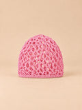 Bonnet résille au crochet rose, maille ajourée, vue de face