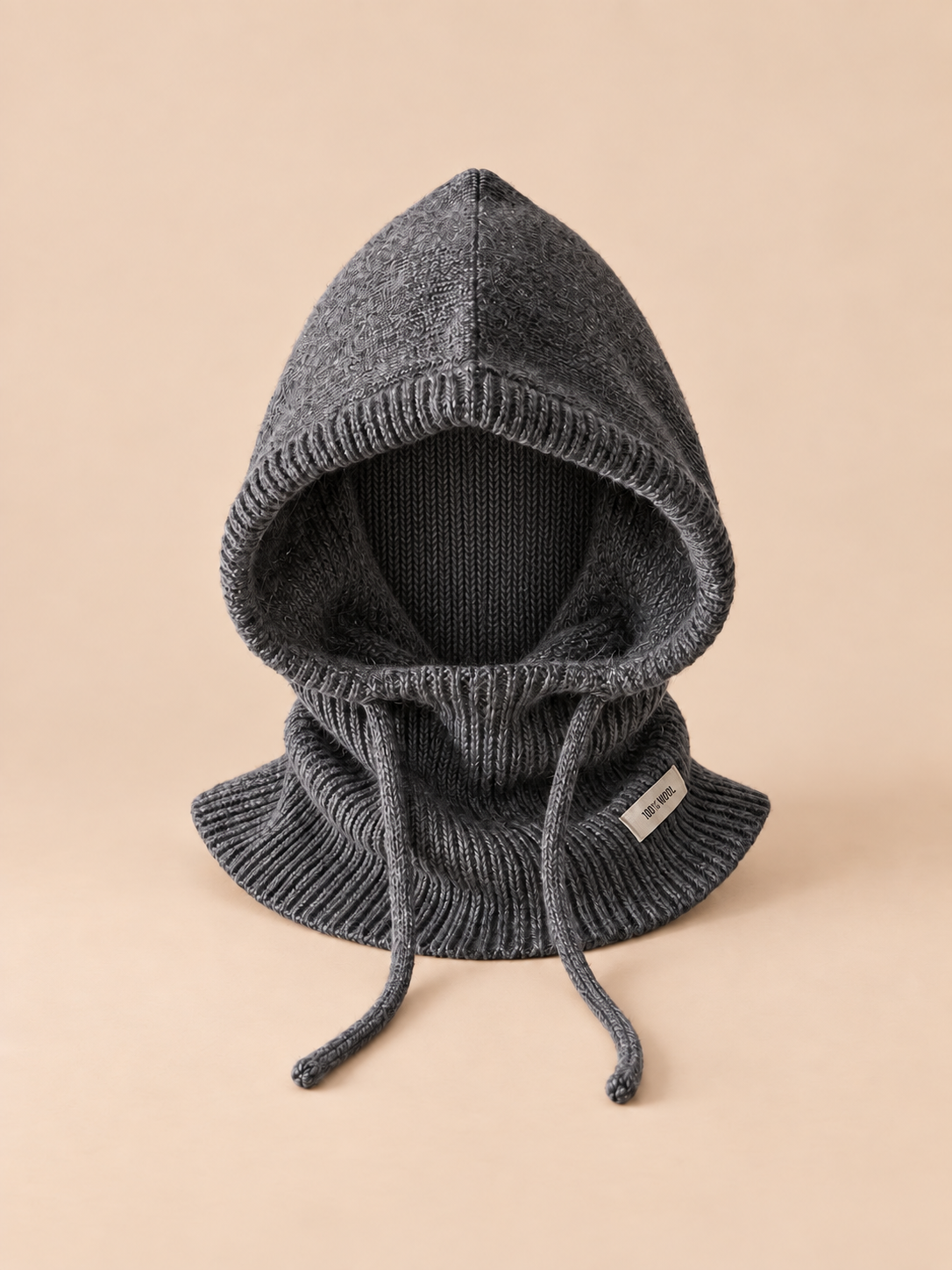 Cagoule femme en laine gris foncé, intérieur en maille assortie, col intégré et cordons